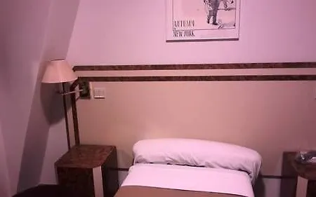 Azur Montmartre Hotel Paris