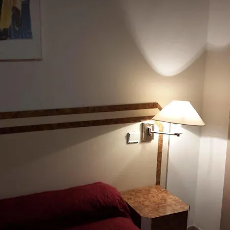 Hotel Azur Montmartre